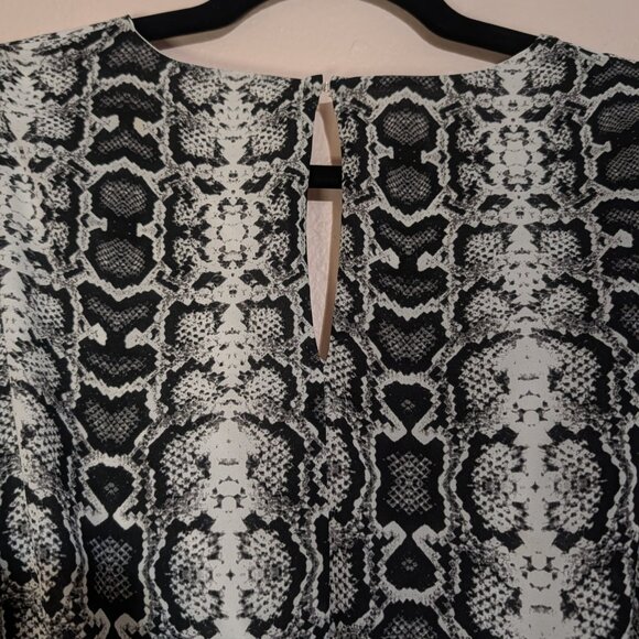 Express Women's Chiffon Snakeskin Print Balloon Sleeve Mini Dress Size XSmall - Picture 6 of 10